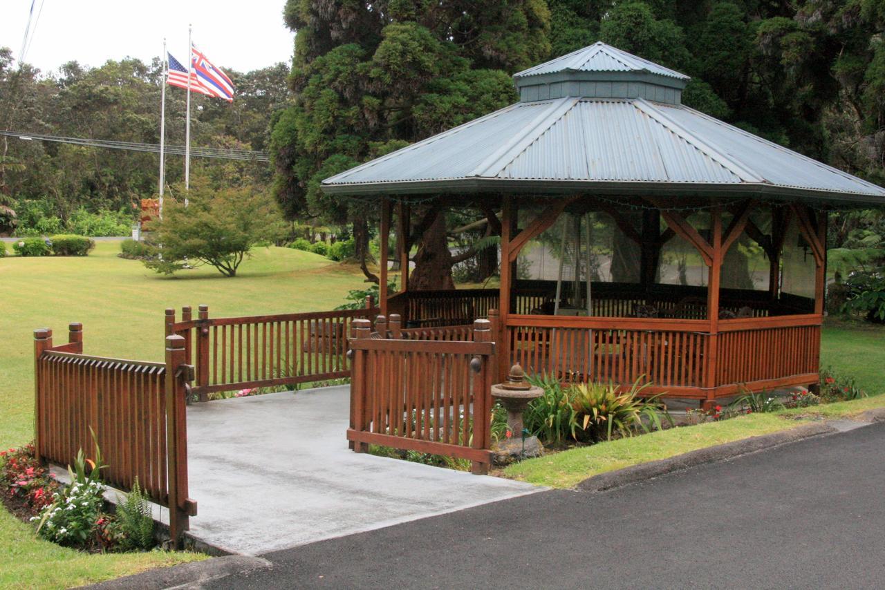 Kilauea Lodge And Restaurant Volcano Εξωτερικό φωτογραφία