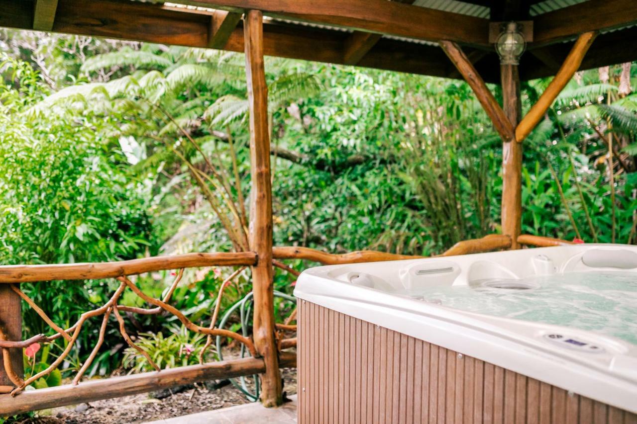 Kilauea Lodge And Restaurant Volcano Εξωτερικό φωτογραφία